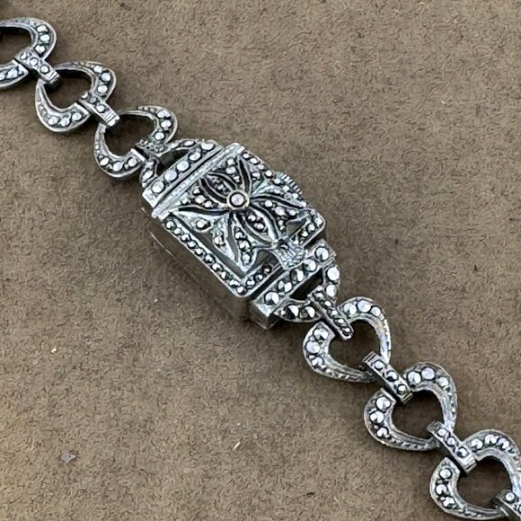 Vintage Elegant 1950\'s Bucherer Ladies Swiss Made Marcasite Peak-A-Boo Watch main image 4